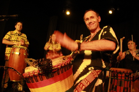 DRUMMIT mit Gerd Radecke - Percussion von Afrika bis Brasilien