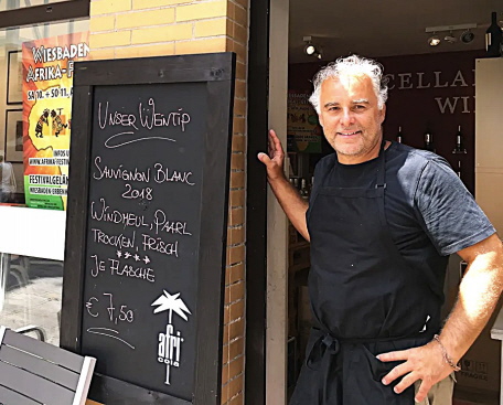 kostet die leckeren Cocktails